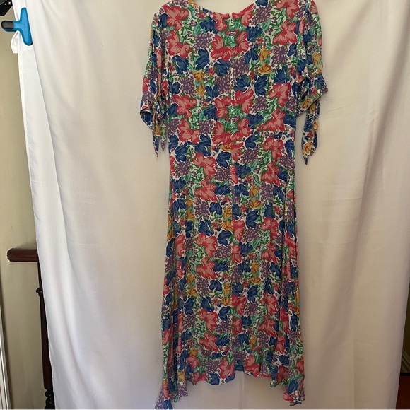 Faithfull the Brand floral dress - Picture 3 of 3
